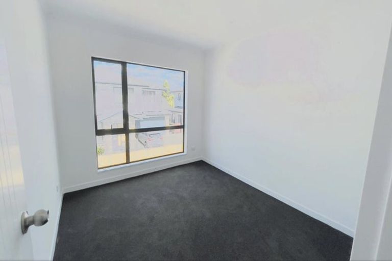 Photo of property in 127c Russell Road, Manurewa, Auckland, 2102