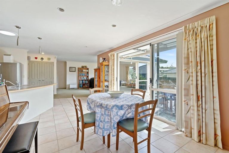 Photo of property in 34 Lochiel Place, Te Kamo, Whangarei, 0112