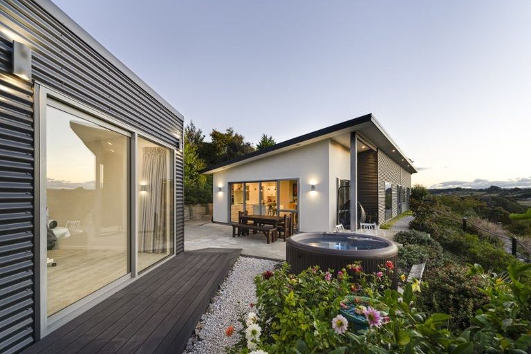 Photo of property in 85 Brooks View Heights, Tasman, Upper Moutere, 7173