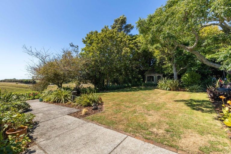 Photo of property in 55 Pitt Road, Hillsborough, New Plymouth, 4372