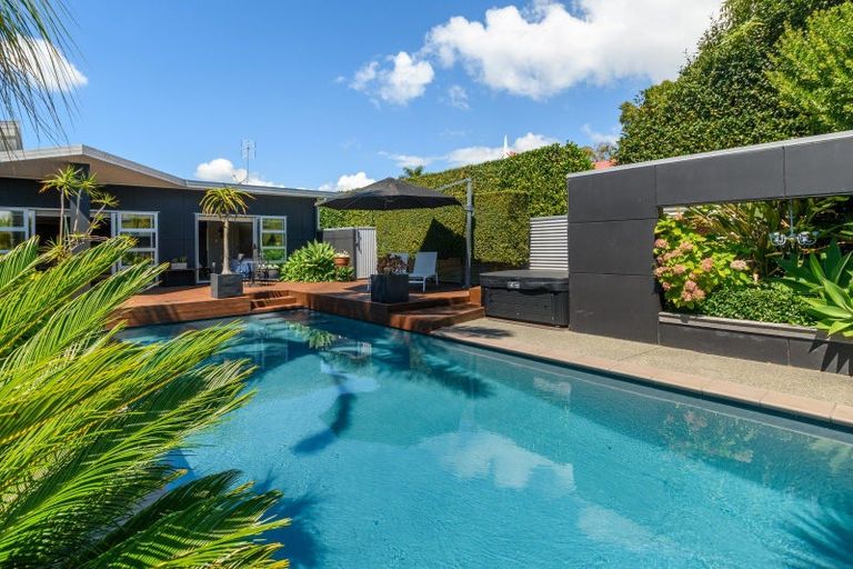 Photo of property in 21 Hillcrest Road, Otumoetai, Tauranga, 3110