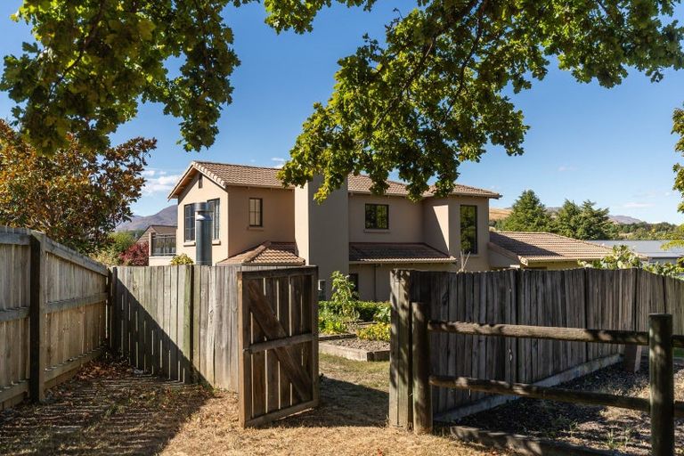 Photo of property in 17 Portree Drive, Lower Shotover, Queenstown, 9371