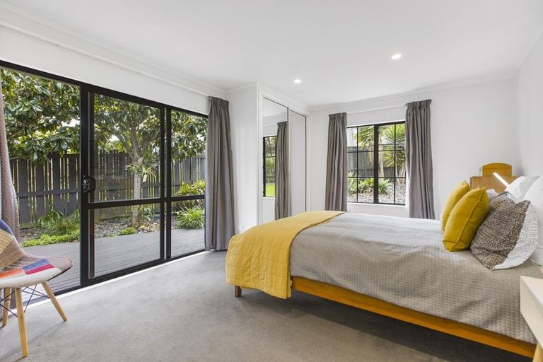 Photo of property in 15 Marendellas Drive, Bucklands Beach, Auckland, 2014