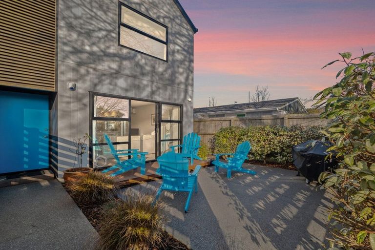 Photo of property in 18 Grove Road, Addington, Christchurch, 8024