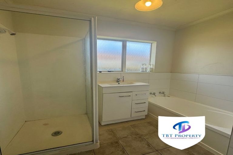 Photo of property in 10 Portrush Lane, Takanini, 2112