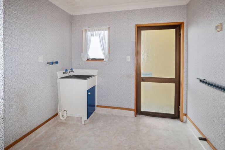 Photo of property in 24 Ngarata Avenue, Mount Maunganui, 3116