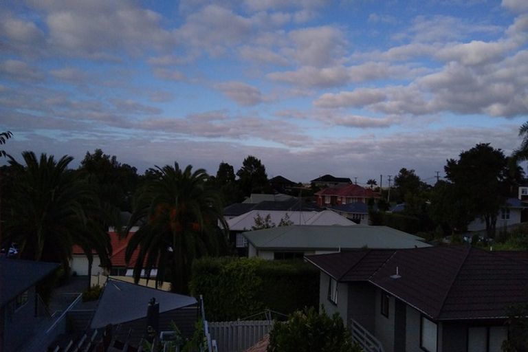 Photo of property in 30b Bleakhouse Road, Howick, Auckland, 2014