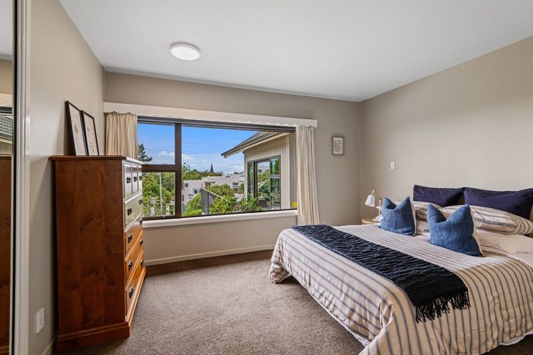 Photo of property in 36 Dyers Pass Road, Cashmere, Christchurch, 8022