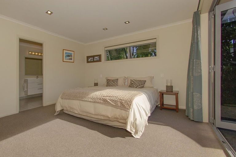 Photo of property in 9 Taunui Place, Cooks Beach, Whitianga, 3591