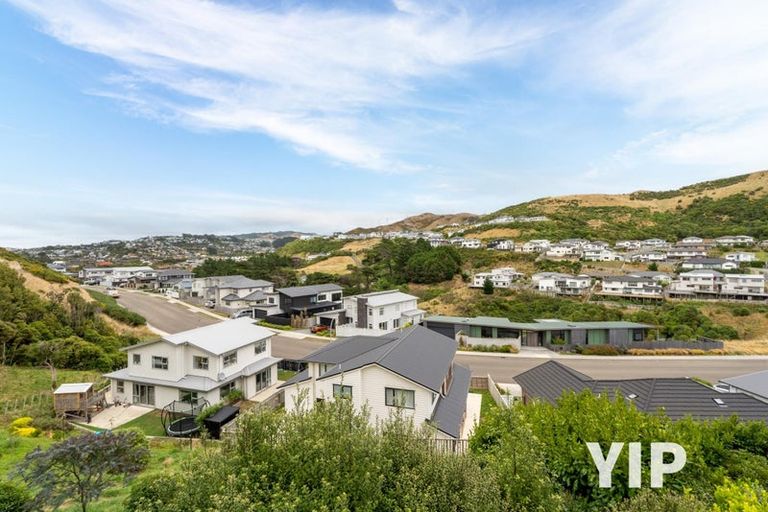 Photo of property in 14 Crompton Avenue, Churton Park, Wellington, 6037