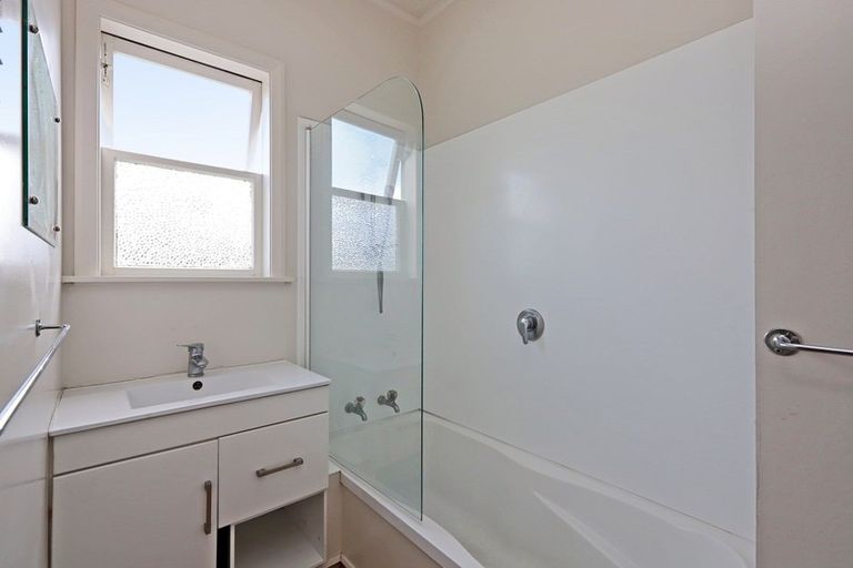 Photo of property in 1 Bedford Road, Marewa, Napier, 4110