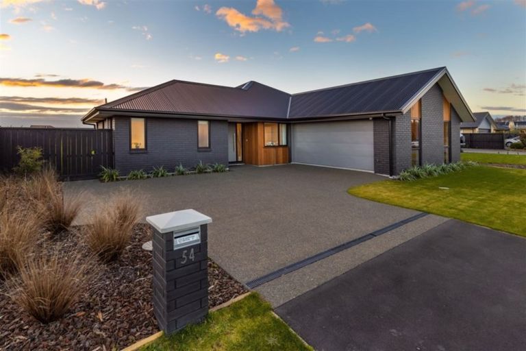 Photo of property in 54 Bronco Drive, Aidanfield, Christchurch, 8025