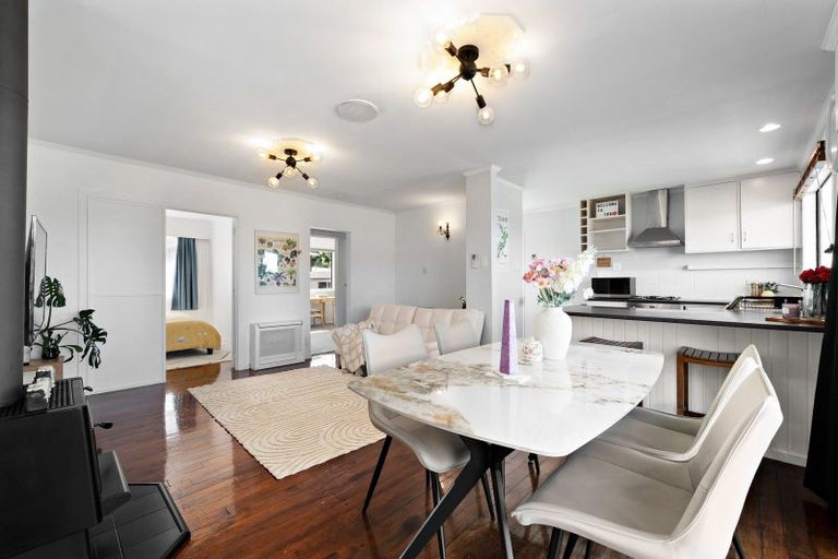 Photo of property in 10a Ceres Crescent, Johnsonville, Wellington, 6037