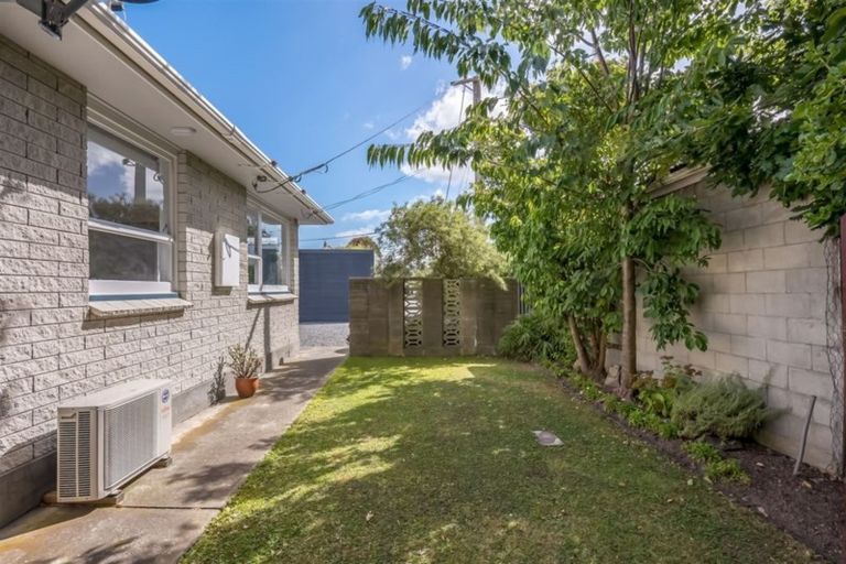 Photo of property in 1/8 Derwent Lee Grove, Epuni, Lower Hutt, 5011