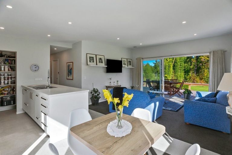 Photo of property in 76 Riddell Road, Kerikeri, 0230