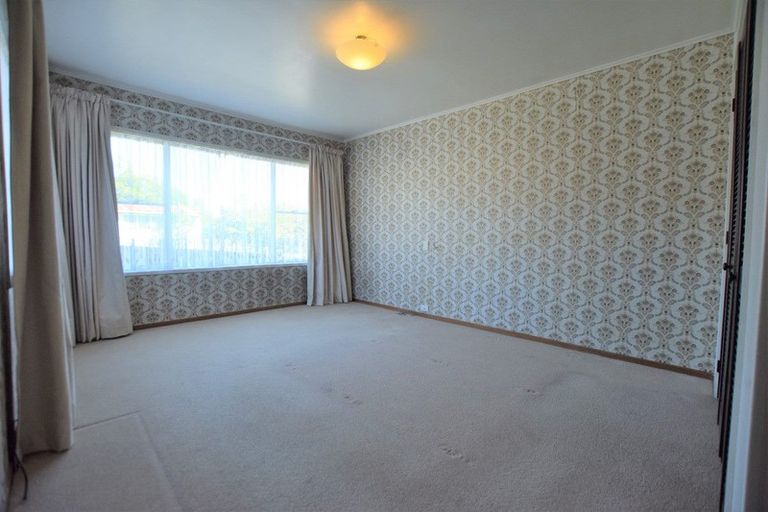 Photo of property in 87a Edmonton Road, Henderson, Auckland, 0612