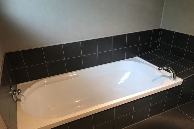 Photo of property in 11 Mcewan Place, Fitzroy, Hamilton, 3206