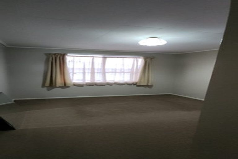 Photo of property in 5 Ennis Avenue, Pakuranga Heights, Auckland, 2010