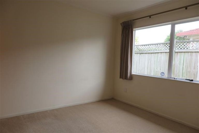 Photo of property in 1/72 Millhouse Drive, Northpark, Auckland, 2013