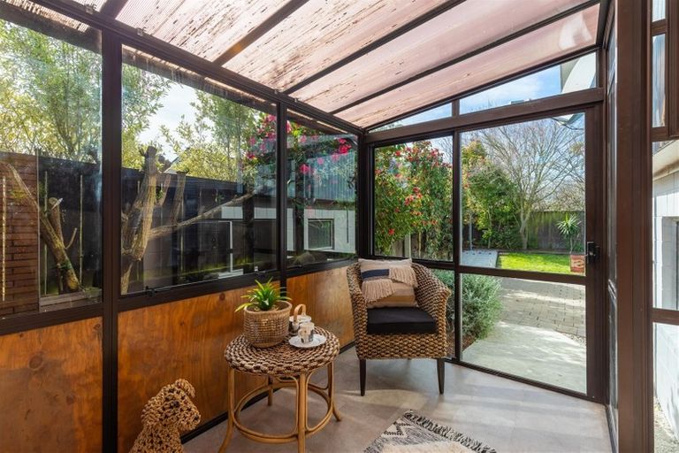 Photo of property in 6 Chilton Drive, Mairehau, Christchurch, 8052