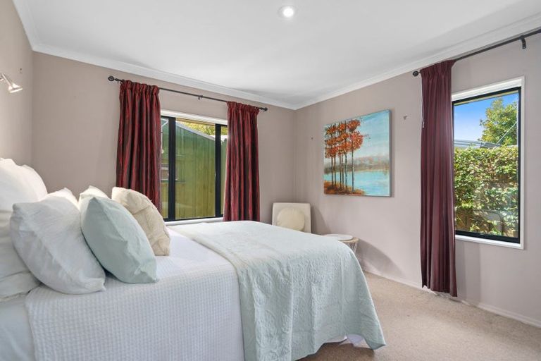 Photo of property in 77 Hall Street, Cambridge, 3434