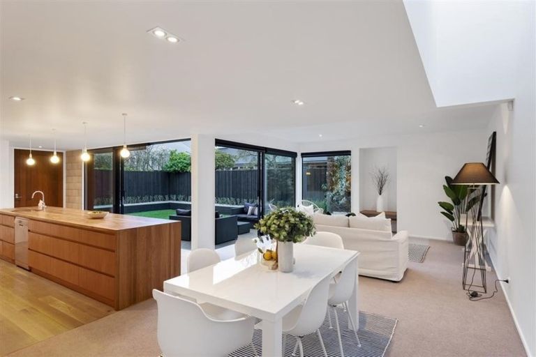 Photo of property in 22 Office Road, Merivale, Christchurch, 8014