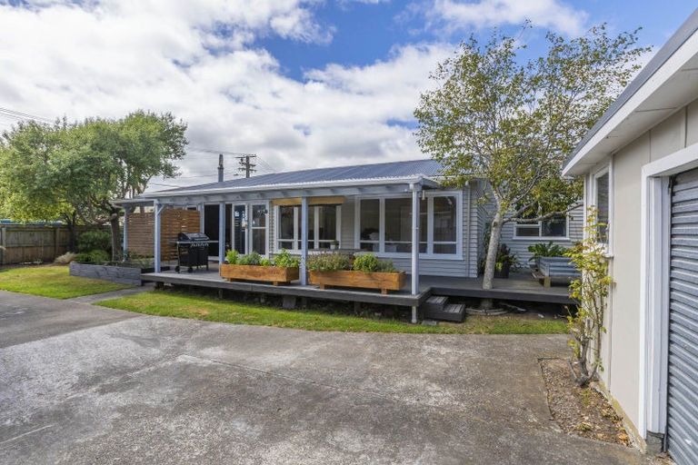 Photo of property in 4 Repo Street, Paraparaumu, 5032