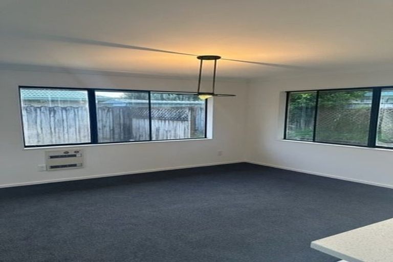 Photo of property in 9 Shannon Place, Northpark, Auckland, 2013