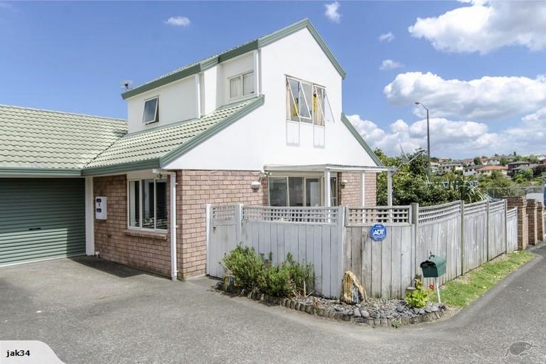 Photo of property in 39a Central Park Drive, Te Atatu South, Auckland, 0610