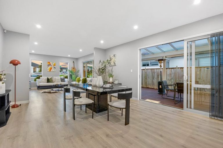 Photo of property in 47 Johns Creek Crescent, Silverdale, 0932