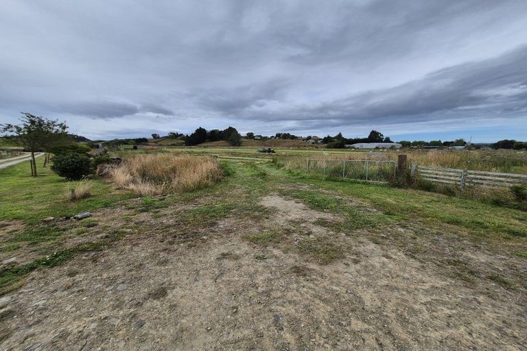 Photo of property in 223 Kaitangata Highway, Stirling, 9231