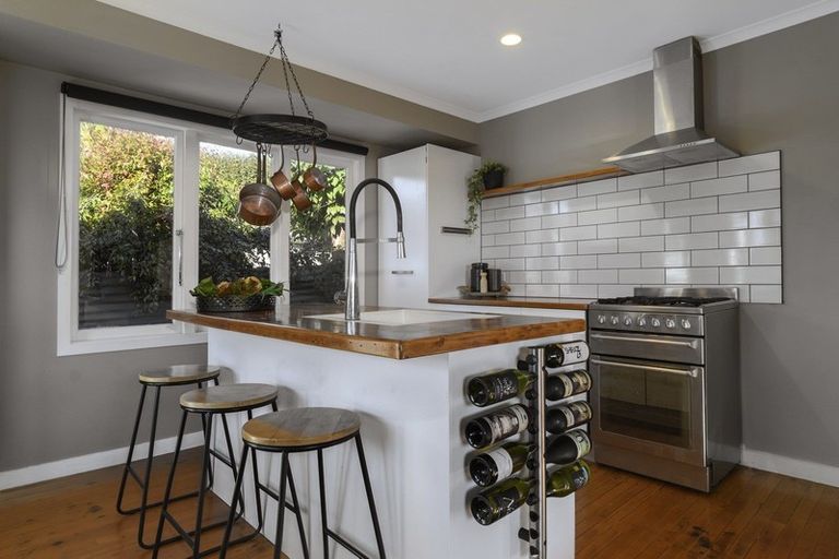 Photo of property in 55c Otumoetai Road, Judea, Tauranga, 3110