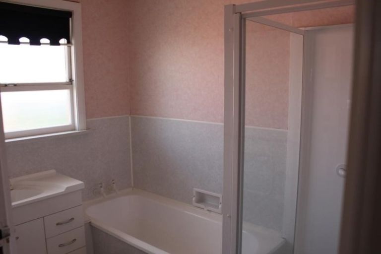 Photo of property in 8 Hughes Street, Waimate, 7924