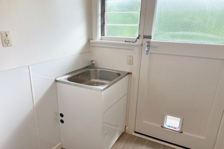 Photo of property in 16a Newbridge Place, Ilam, Christchurch, 8041