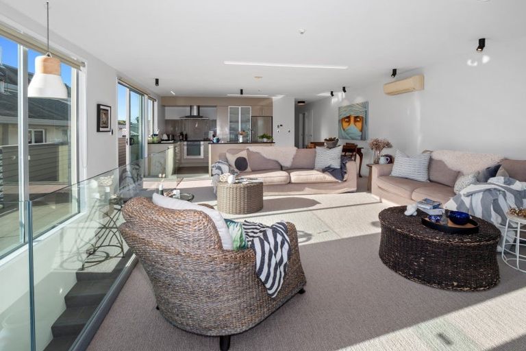 Photo of property in 1/25a Victoria Road, Mount Maunganui, 3116