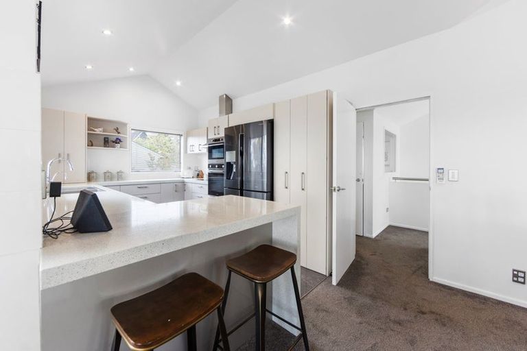 Photo of property in 4 Somerton Rise, Westmorland, Christchurch, 8025