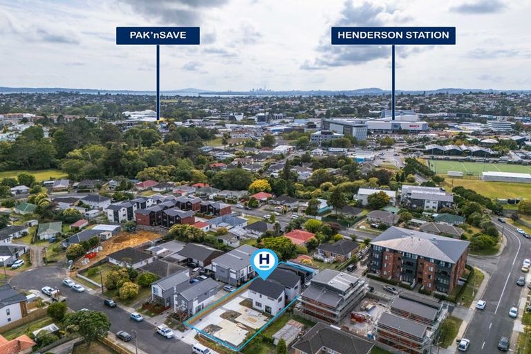 Photo of property in 14c Serjeant Street, Henderson, Auckland, 0612
