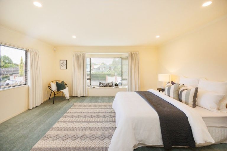 Photo of property in 184 Victoria Avenue, Hokowhitu, Palmerston North, 4410