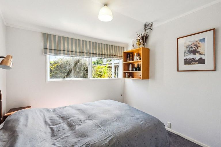 Photo of property in 2 Rata Street, Waikanae, 5036