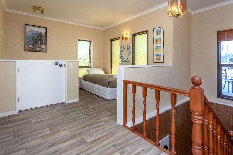 Photo of property in 6 Margaret Place, Hahei, Whitianga, 3591