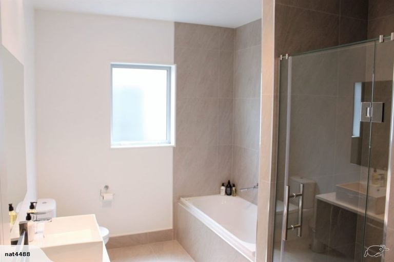 Photo of property in 35 Kaipuke Crescent, Gulf Harbour, Whangaparaoa, 0930