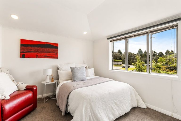 Photo of property in 11 Bank Street, Hillcrest, Auckland, 0627