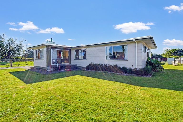 Photo of property in 22 Carlson Street, Dannevirke, 4930