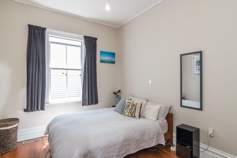 Photo of property in 2 Adams Terrace, Aro Valley, Wellington, 6021