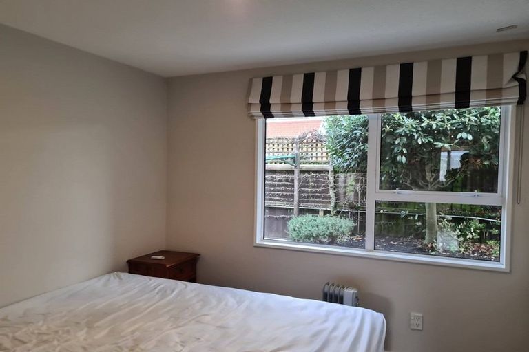 Photo of property in 5 Priorsford Court, Avonhead, Christchurch, 8042