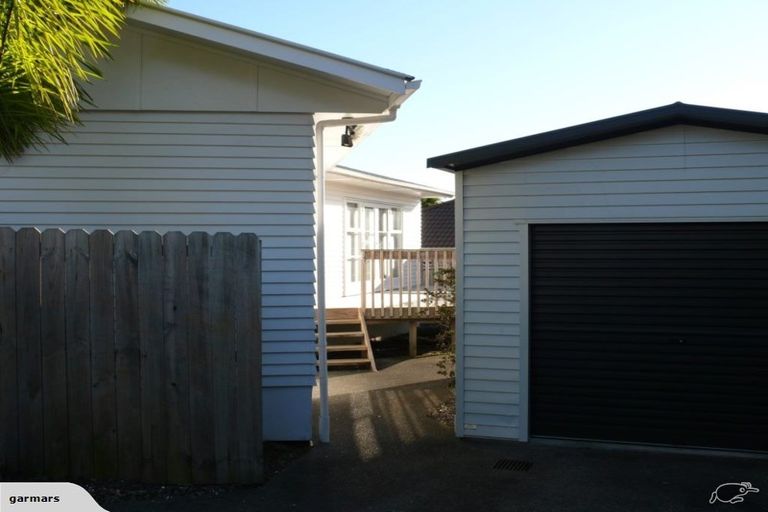Photo of property in 20 Edgar Pearce Place, Howick, Auckland, 2014