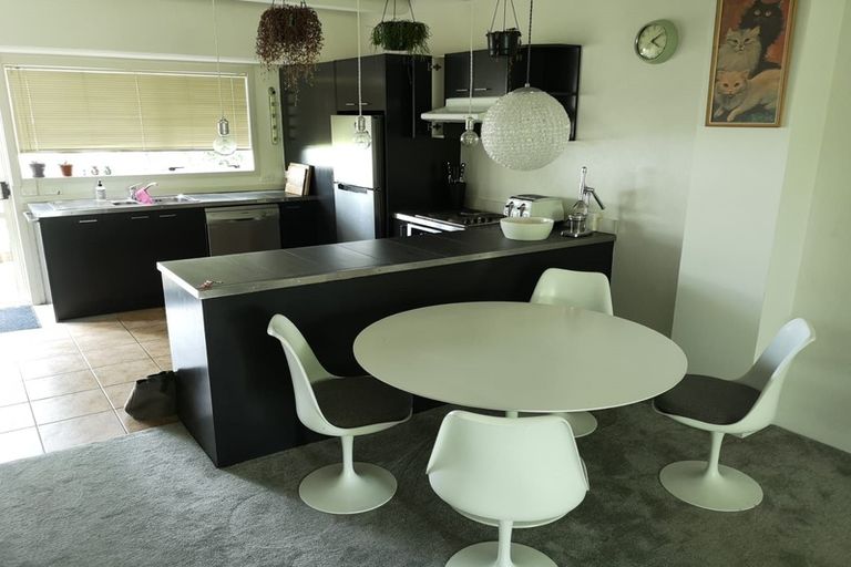 Photo of property in 14a Captain Scott Road, Glen Eden, Auckland, 0602