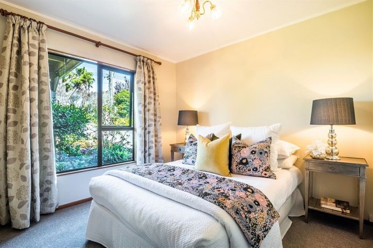 Photo of property in 119 Arran Road, Browns Bay, Auckland, 0630