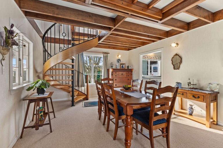 Photo of property in 198 Ackworth Road, Lepperton, New Plymouth, 4373