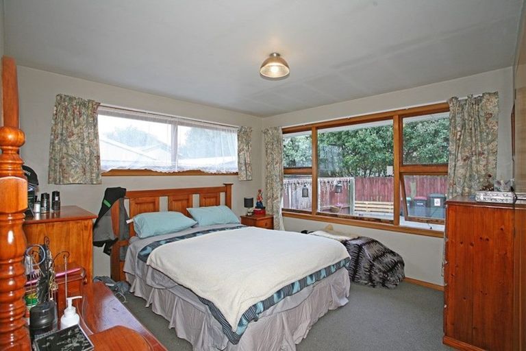 Photo of property in 15 Dunluce Place, Hornby, Christchurch, 8042